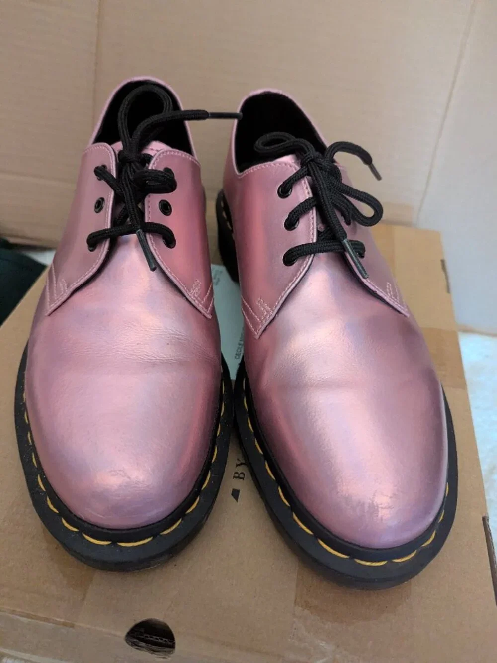 Dr. Martens Mens Shoes Flashy Metallic Pink  Size 9.5